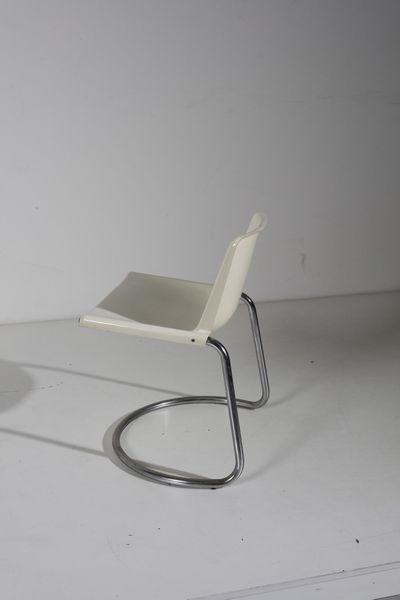 STOPPINO GIOTTO (n. 1926) : Sei sedie Alessia per Driade  - Asta Asta 364 | DESIGN E ARTI DECORATIVE DEL NOVECENTO - DESIGN (Online) Online - Associazione Nazionale - Case d'Asta italiane