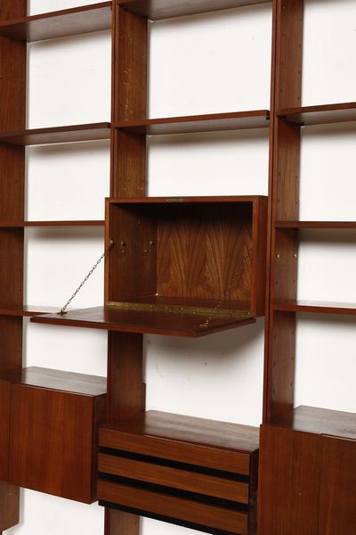 MANIFATTURA ITALIANA : Libreria  - Asta Asta 364 | DESIGN E ARTI DECORATIVE DEL NOVECENTO - DESIGN (Online) Online - Associazione Nazionale - Case d'Asta italiane