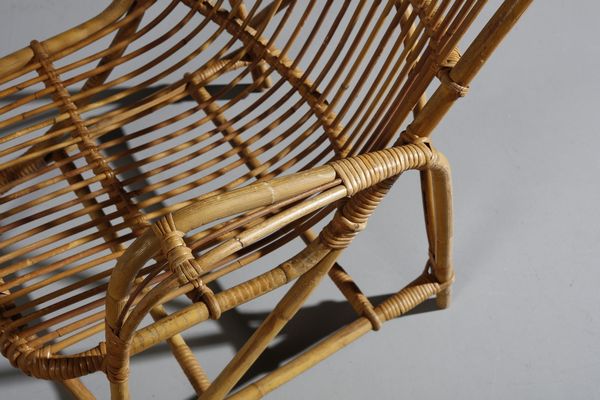 MANIFATTURA ITALIANA : Quattro sedie e un tavolino  - Asta Asta 364 | DESIGN E ARTI DECORATIVE DEL NOVECENTO - DESIGN (Online) Online - Associazione Nazionale - Case d'Asta italiane