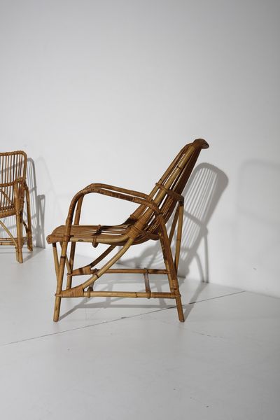 MANIFATTURA ITALIANA : Quattro sedie e un tavolino  - Asta Asta 364 | DESIGN E ARTI DECORATIVE DEL NOVECENTO - DESIGN (Online) Online - Associazione Nazionale - Case d'Asta italiane