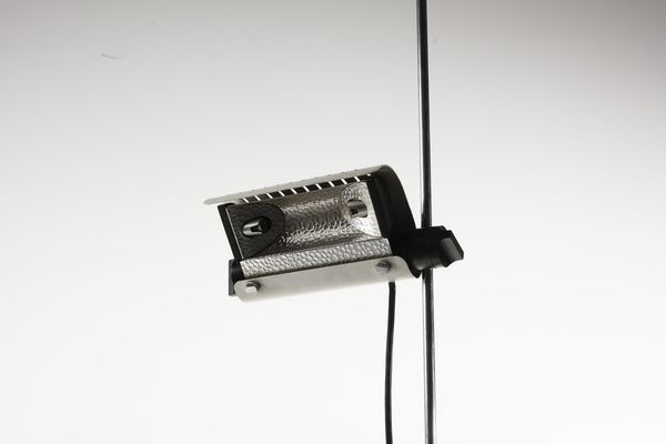 MAGISTRETTI VICO (1920 - 2006) : Lampada da terra Dim per Oluce  - Asta Asta 364 | DESIGN E ARTI DECORATIVE DEL NOVECENTO - DESIGN (Online) Online - Associazione Nazionale - Case d'Asta italiane