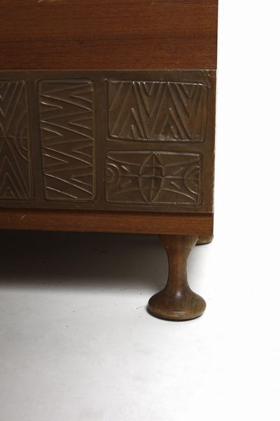 SANTAMBROGIO DE BERTI : Cassapanca con specchio  - Asta Asta 364 | DESIGN E ARTI DECORATIVE DEL NOVECENTO - DESIGN (Online) Online - Associazione Nazionale - Case d'Asta italiane