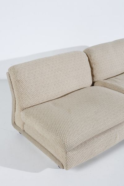 BELLINI MARIO (n. 1935) : Quattro poltrone Amanta per B&B  - Asta Asta 364 | DESIGN E ARTI DECORATIVE DEL NOVECENTO - DESIGN (Online) Online - Associazione Nazionale - Case d'Asta italiane