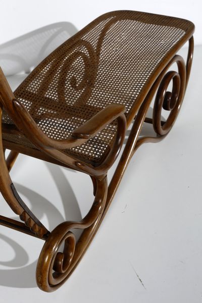 THONET, VIENNA : Chaise longue 9702  - Asta Asta 364 | DESIGN E ARTI DECORATIVE DEL NOVECENTO - DESIGN (Online) Online - Associazione Nazionale - Case d'Asta italiane