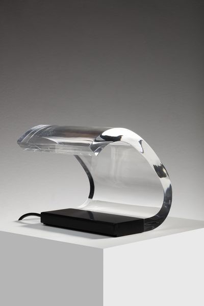 COLOMBO JOE (1930 - 1971) : Lampada da tavolo Acrilica per Oluce  - Asta Asta 364 | DESIGN E ARTI DECORATIVE DEL NOVECENTO - DESIGN (Online) Online - Associazione Nazionale - Case d'Asta italiane