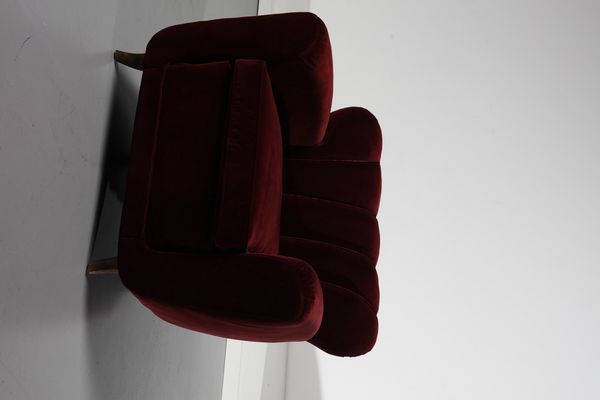 ULRICH GUGLIELMO (1904 - 1977) : attribuito. Coppia di poltrone  - Asta Asta 364 | DESIGN E ARTI DECORATIVE DEL NOVECENTO - DESIGN (Online) Online - Associazione Nazionale - Case d'Asta italiane