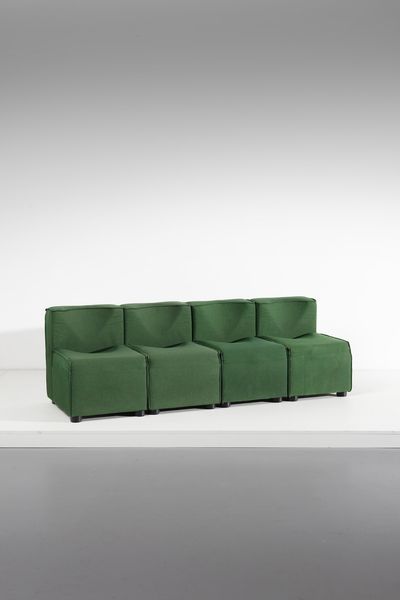 MANIFATTURA ITALIANA : Divano modulare  - Asta Asta 364 | DESIGN E ARTI DECORATIVE DEL NOVECENTO - DESIGN (Online) Online - Associazione Nazionale - Case d'Asta italiane