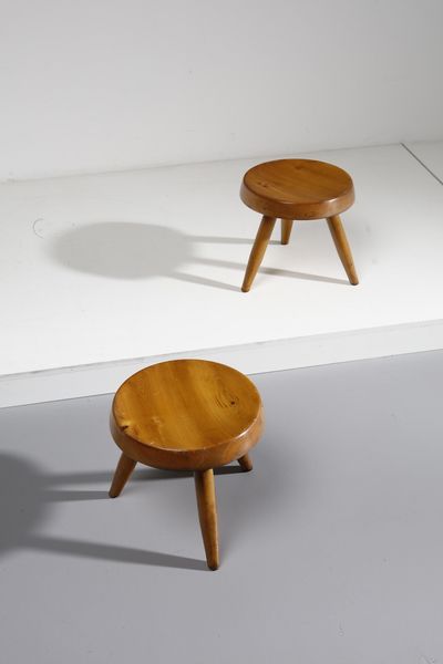 PERRIAND CHARLOTTE  (1903 - 1999) : Coppia di sgabelli  - Asta Asta 364 | DESIGN E ARTI DECORATIVE DEL NOVECENTO - DESIGN (Online) Online - Associazione Nazionale - Case d'Asta italiane