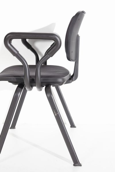 SOTTSASS ETTORE (1917 - 2007) : Nove sedie da ufficio Edys per Olivetti Synthesis  - Asta Asta 364 | DESIGN E ARTI DECORATIVE DEL NOVECENTO - DESIGN (Online) Online - Associazione Nazionale - Case d'Asta italiane