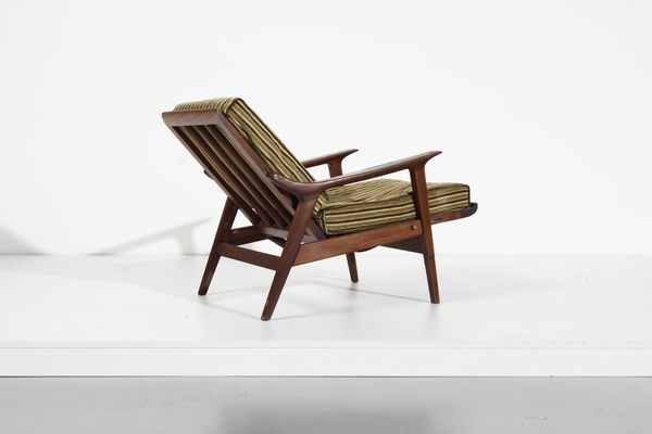 DASSI VITTORIO (1893 - 1973) : Poltroncina reclinabile 620  - Asta Asta 364 | DESIGN E ARTI DECORATIVE DEL NOVECENTO - DESIGN (Online) Online - Associazione Nazionale - Case d'Asta italiane
