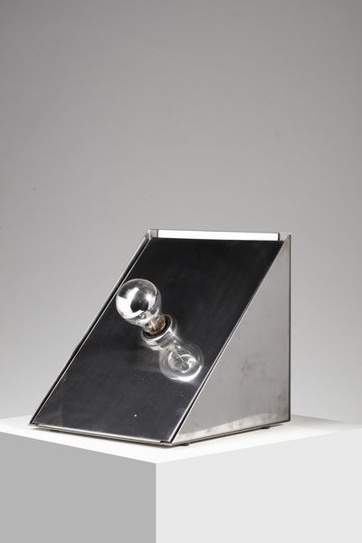 ITER ELETTRONICA : Lampada da tavolo Cubo  - Asta Asta 364 | DESIGN E ARTI DECORATIVE DEL NOVECENTO - DESIGN (Online) Online - Associazione Nazionale - Case d'Asta italiane