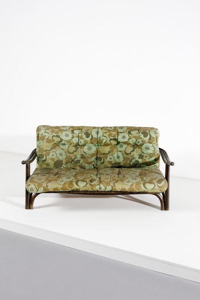 LORENZO FORGES DAVANZATI (n. 1929) : Divano 883 per Bonacina 1889  - Asta Asta 364 | DESIGN E ARTI DECORATIVE DEL NOVECENTO - DESIGN (Online) Online - Associazione Nazionale - Case d'Asta italiane
