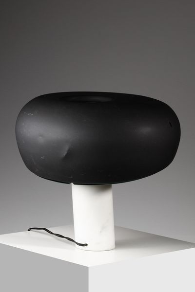 CASTIGLIONI ACHILLE (1918 -2002) & PIERGIACOMO (1913 - 1968) : Lampada da tavolo Snoopy per Flos  - Asta Asta 364 | DESIGN E ARTI DECORATIVE DEL NOVECENTO - DESIGN (Online) Online - Associazione Nazionale - Case d'Asta italiane