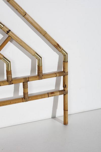 PETTI SANDRO (n. 1927) : Testiera letto per Angolometallarte  - Asta Asta 364 | DESIGN E ARTI DECORATIVE DEL NOVECENTO - DESIGN (Online) Online - Associazione Nazionale - Case d'Asta italiane