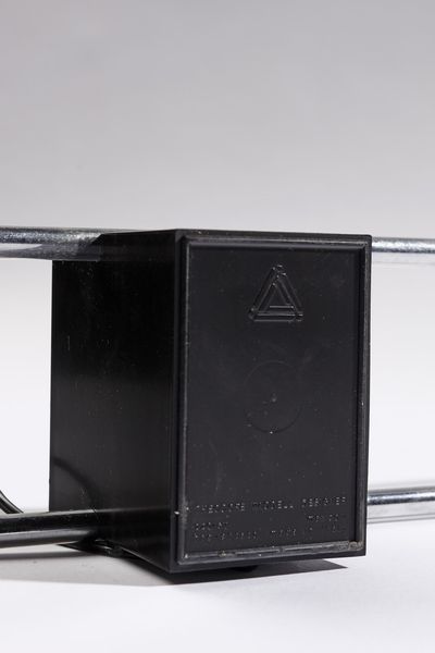 GRUPPO ARDITI : Lampada da tavolo 7 +  - Asta Asta 364 | DESIGN E ARTI DECORATIVE DEL NOVECENTO - DESIGN (Online) Online - Associazione Nazionale - Case d'Asta italiane