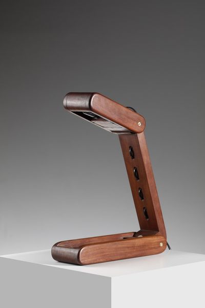 BECHERONI ELVIO (1934 - 2000) : attribuito. Lampada da tavolo  - Asta Asta 364 | DESIGN E ARTI DECORATIVE DEL NOVECENTO - DESIGN (Online) Online - Associazione Nazionale - Case d'Asta italiane