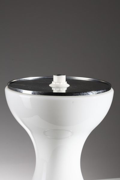 CELADA GIANNI (n. 1935) : Lampada da tavolo Mongolfiera per Fontana Arte  - Asta Asta 364 | DESIGN E ARTI DECORATIVE DEL NOVECENTO - DESIGN (Online) Online - Associazione Nazionale - Case d'Asta italiane