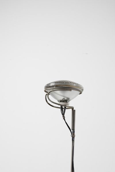 CASTIGLIONI ACHILLE (1918 -2002) & PIERGIACOMO (1913 - 1968) : Lampada da terra Toio per Flos  - Asta Asta 364 | DESIGN E ARTI DECORATIVE DEL NOVECENTO - DESIGN (Online) Online - Associazione Nazionale - Case d'Asta italiane