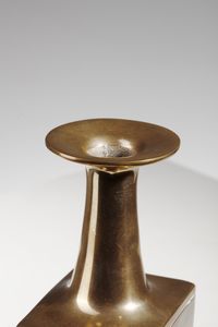 GAMBONE BRUNO (n. 1936) : Vaso  - Asta Asta 364 | DESIGN E ARTI DECORATIVE DEL NOVECENTO - DESIGN (Online) Online - Associazione Nazionale - Case d'Asta italiane