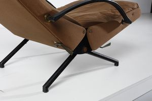 BORSANI OSVALDO (1911 - 1985) : Poltrona P40  per Tecno  - Asta Asta 364 | DESIGN E ARTI DECORATIVE DEL NOVECENTO - DESIGN (Online) Online - Associazione Nazionale - Case d'Asta italiane