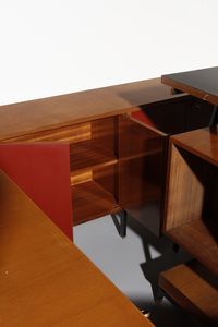 LA PERMANENTE MOBILI CANTU� : attribuito. Mobile bar con tre sgabelli  - Asta Asta 364 | DESIGN E ARTI DECORATIVE DEL NOVECENTO - DESIGN (Online) Online - Associazione Nazionale - Case d'Asta italiane