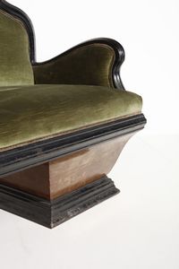 MANIFATTURA ITALIANA : Divano in stile neogotico  - Asta Asta 364 | DESIGN E ARTI DECORATIVE DEL NOVECENTO - DESIGN (Online) Online - Associazione Nazionale - Case d'Asta italiane