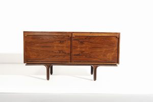 FRATTINI GIANFRANCO (1926 - 2004) : Credenza per Bernini  - Asta Asta 364 | DESIGN E ARTI DECORATIVE DEL NOVECENTO - DESIGN (Online) Online - Associazione Nazionale - Case d'Asta italiane