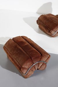 CECCHI MARZIO (1940 - 1990) : attribuito. Poltrona con poggiapiedi  - Asta Asta 364 | DESIGN E ARTI DECORATIVE DEL NOVECENTO - DESIGN (Online) Online - Associazione Nazionale - Case d'Asta italiane