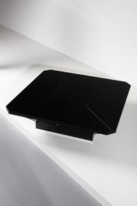 COCCHIA FABRIZIO : Tavolino da salotto Coclea per Sormani  - Asta Asta 364 | DESIGN E ARTI DECORATIVE DEL NOVECENTO - DESIGN (Online) Online - Associazione Nazionale - Case d'Asta italiane