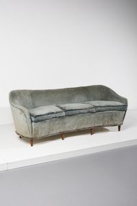 PONTI GIO (1891 - 1979) : Divano per Casa & Giardino  - Asta Asta 364 | DESIGN E ARTI DECORATIVE DEL NOVECENTO - DESIGN (Online) Online - Associazione Nazionale - Case d'Asta italiane