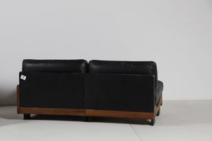 SCARPA TOBIA (n. 1935) : Divano produzione Cassina  - Asta Asta 364 | DESIGN E ARTI DECORATIVE DEL NOVECENTO - DESIGN (Online) Online - Associazione Nazionale - Case d'Asta italiane