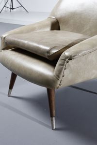 MANIFATTURA ITALIANA : Coppia di poltrone  - Asta Asta 364 | DESIGN E ARTI DECORATIVE DEL NOVECENTO - DESIGN (Online) Online - Associazione Nazionale - Case d'Asta italiane