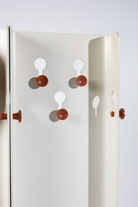 DE CARLI CARLO (1910 - 1999) : Coppia di appendiabiti per Fiarm  - Asta Asta 364 | DESIGN E ARTI DECORATIVE DEL NOVECENTO - DESIGN (Online) Online - Associazione Nazionale - Case d'Asta italiane