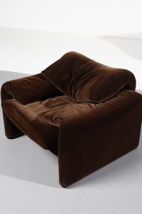 MAGISTRETTI VICO (1920 - 2006) : Coppia di poltrone Maralunga per Cassina  - Asta Asta 364 | DESIGN E ARTI DECORATIVE DEL NOVECENTO - DESIGN (Online) Online - Associazione Nazionale - Case d'Asta italiane