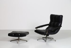 MANIFATTURA ITALIANA - Poltrona con ottomano