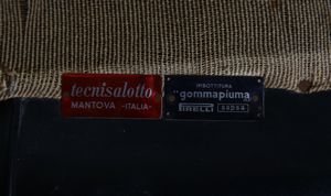 MANIFATTURA ITALIANA : Poltrona con ottomano  - Asta Asta 364 | DESIGN E ARTI DECORATIVE DEL NOVECENTO - DESIGN (Online) Online - Associazione Nazionale - Case d'Asta italiane