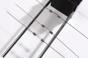 GRUPPO ARDITI : Lampada da tavolo 7 +  - Asta Asta 364 | DESIGN E ARTI DECORATIVE DEL NOVECENTO - DESIGN (Online) Online - Associazione Nazionale - Case d'Asta italiane