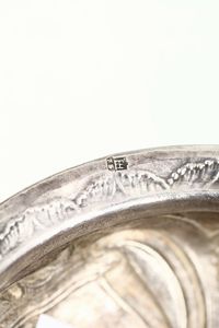 Ostensorio in argento sbalzato e cesellato, Genova, bollo della Torretta per l'anno 1751.  - Asta Argenti da Collezione - Associazione Nazionale - Case d'Asta italiane