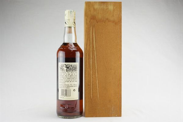 Trois Rivi&egrave;res 1977  - Asta Summer Spirits | Rhum, Whisky e Distillati da Collezione - Associazione Nazionale - Case d'Asta italiane