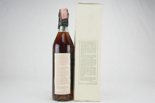 Calvados du Pays d&rsquo;Auge Adrien Camut Domaine de Semainville  - Asta Summer Spirits | Rhum, Whisky e Distillati da Collezione - Associazione Nazionale - Case d'Asta italiane