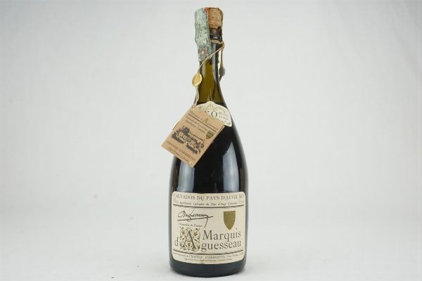 Calvados du Pays d&rsquo;Auge XO Marquis d&rsquo;Aguesseau Domaine du Ch&acirc;teau d&rsquo;H&eacute;bertot  - Asta Summer Spirits | Rhum, Whisky e Distillati da Collezione - Associazione Nazionale - Case d'Asta italiane