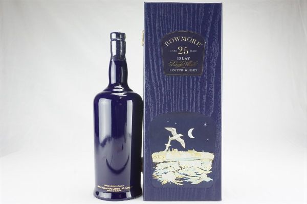 Bowmore  - Asta Summer Spirits | Rhum, Whisky e Distillati da Collezione - Associazione Nazionale - Case d'Asta italiane