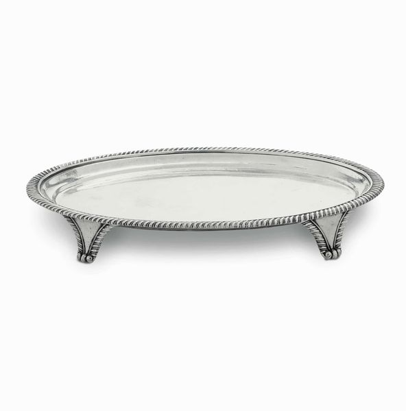 Salver. Argento fuso, sbalzato e cesellato. Marchi della città di Londra per l’anno 1777 e dell’argentiere (non identificato)  - Asta Argenti antichi  - Associazione Nazionale - Case d'Asta italiane