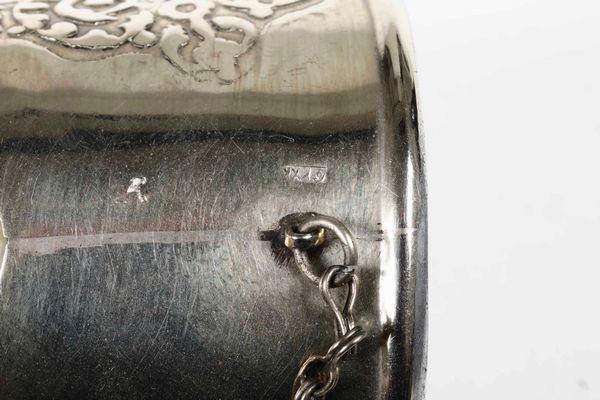 Insieme di otto corni potori Corno animale e finimenti in argento sagomato e cesellato  - Asta Argenti antichi  - Associazione Nazionale - Case d'Asta italiane