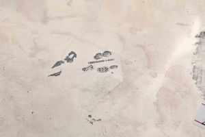 Portagioie. Argento fuso, sagomato e cesellato, castone con pietra blu cabochon. Argenteria artistica italiana del XX secolo. Argentiere entico Goretta, Alessandria  - Asta Argenti antichi  - Associazione Nazionale - Case d'Asta italiane