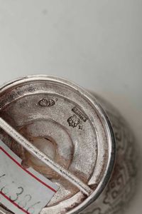 Portauovo. Argento fuso, sbalzato e cesellato. Russia (Mosca?) XIX-XX secolo  - Asta Argenti antichi  - Associazione Nazionale - Case d'Asta italiane