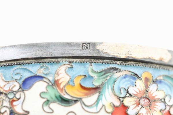 Grande coppa. Argento e smalti colorati. Manifattura russa del XX secolo  - Asta Argenti del XX secolo - Associazione Nazionale - Case d'Asta italiane