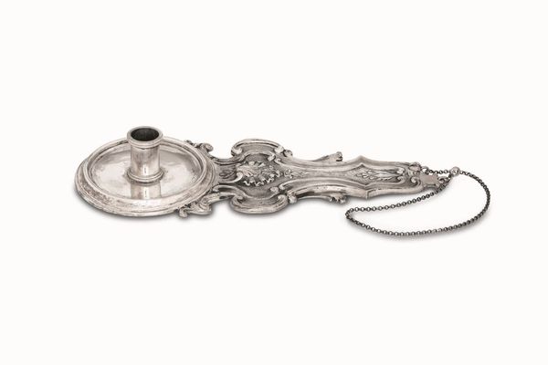 Palmatoria. Argento fuso, sbalzato e cesellato. Toscana seconda met� del XVIII secolo  - Asta Argenti del XX secolo - Associazione Nazionale - Case d'Asta italiane