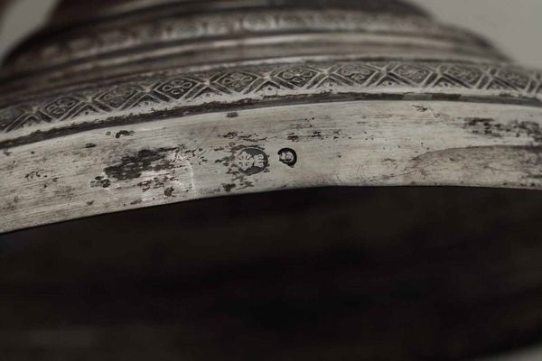 Coppia di candelieri. Argento fuso e sagomato. Genova XIX secolo. Marchi con croce mauriziana e delfino in uso dal 1824 al 1879  - Asta Argenti del XX secolo - Associazione Nazionale - Case d'Asta italiane