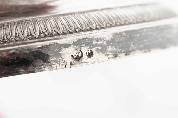 Coppia di candelabri. Argento fuso, sagomato e cesellato. Genova XIX secolo  - Asta Argenti del XX secolo - Associazione Nazionale - Case d'Asta italiane